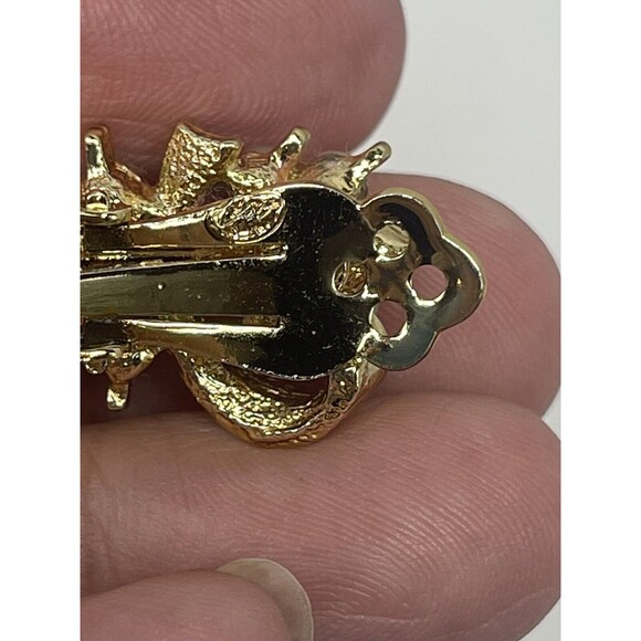 Vintage Gold Tone Faux Pearl Cluster Clip Earrings - Picture 7 of 8